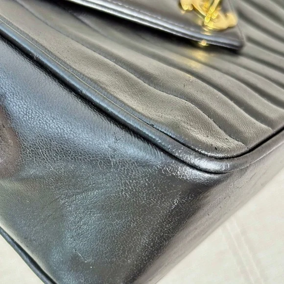 CHANEL Vintage Black Lambskin Chevron Flap Bag GHW - Picture 9 of 16